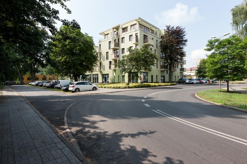 Riverside Apartment With Balcony By Noclegi Renters Swinoujscie Exterior photo